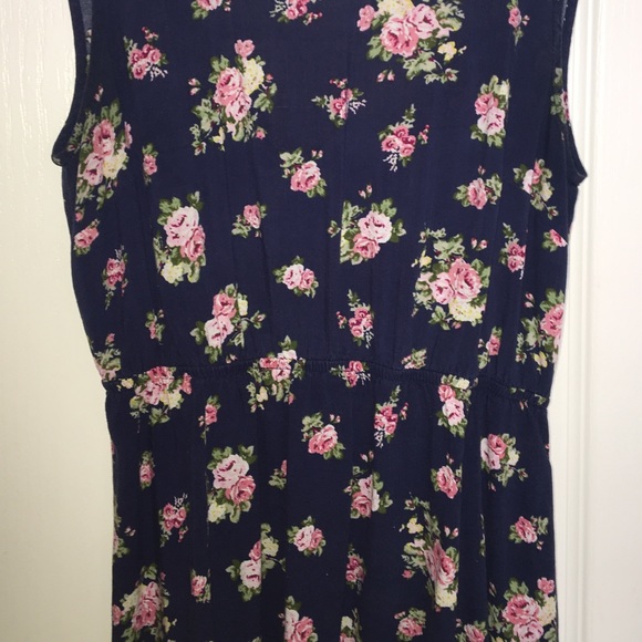 Floral Tie Back Dress - Picture 6 of 8